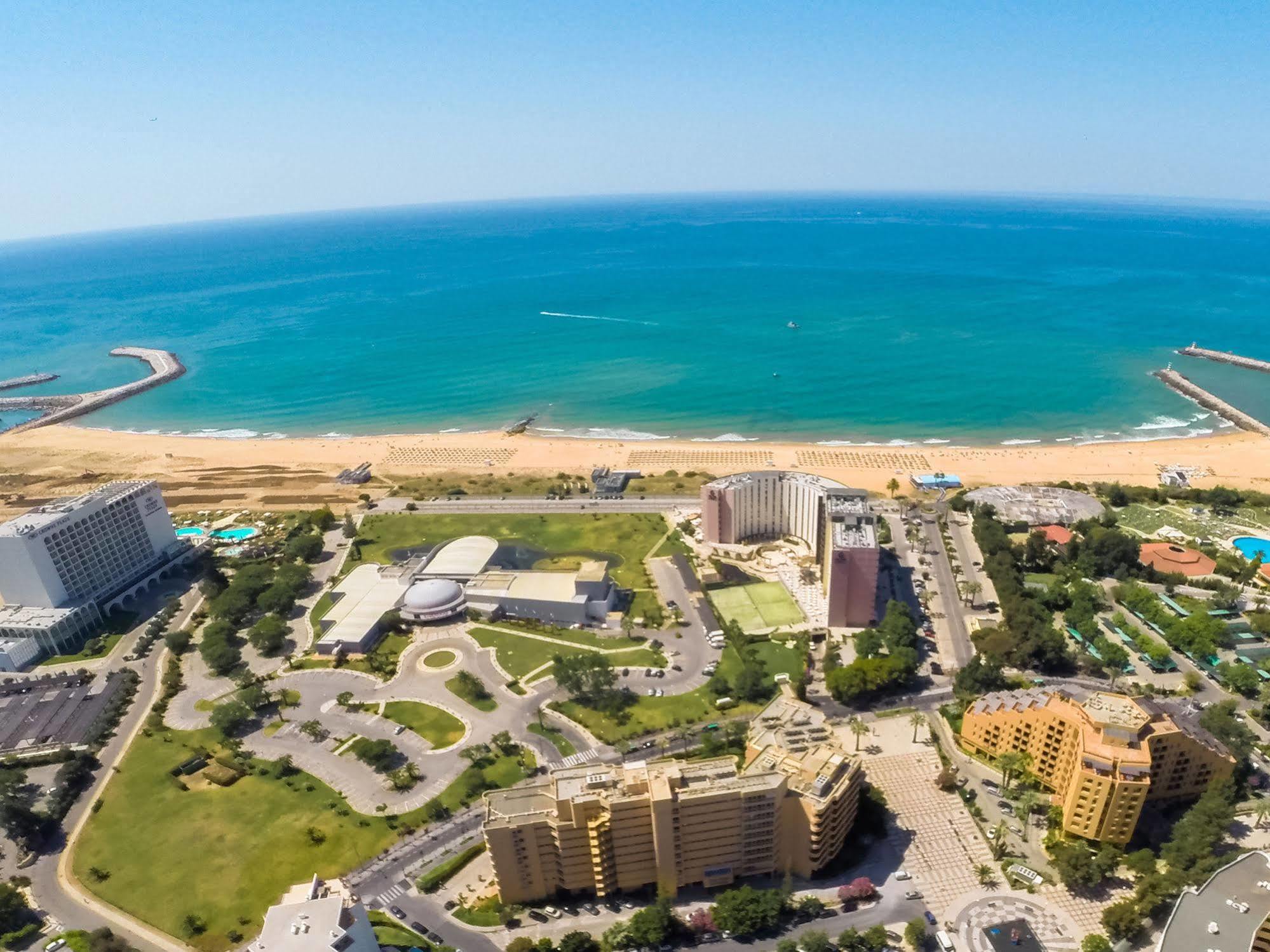 Dom Pedro Portobelo Aparthotel Vilamoura Exterior photo